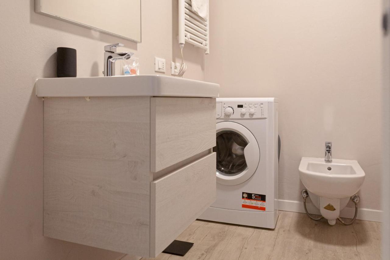 Bnbutler - Casati, 2 - Glamour In Citta Tra Shopping E Notturna Apartamento